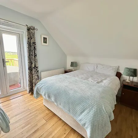 Whitestrand Bed & Breakfast