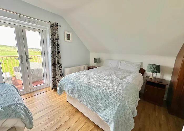 Whitestrand Bed & Breakfast